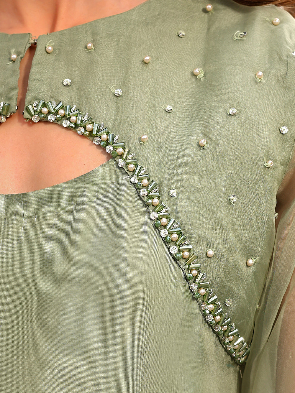 Ain | Raya Luxury Formals | AN-170 BERYL