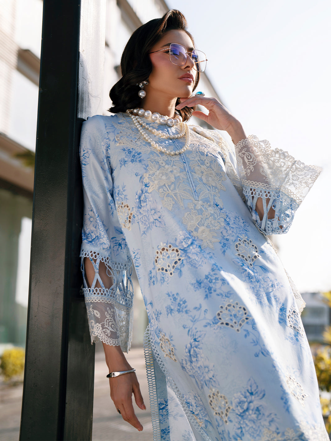 Mahnur | Broadway Luxury Lawn 26 | BW - 001