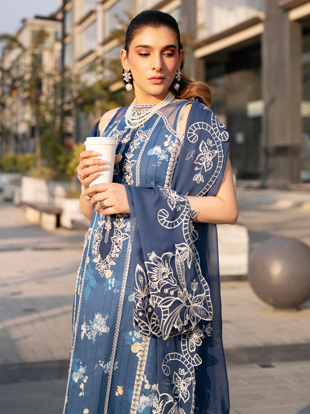 Mahnur | Broadway Luxury Lawn 26 | BW - 003