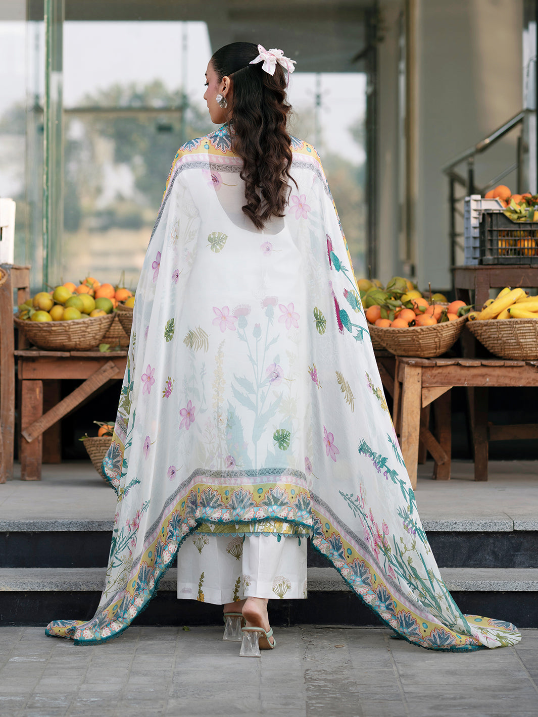 Mahnur | Broadway Luxury Lawn 26 | BW - 004