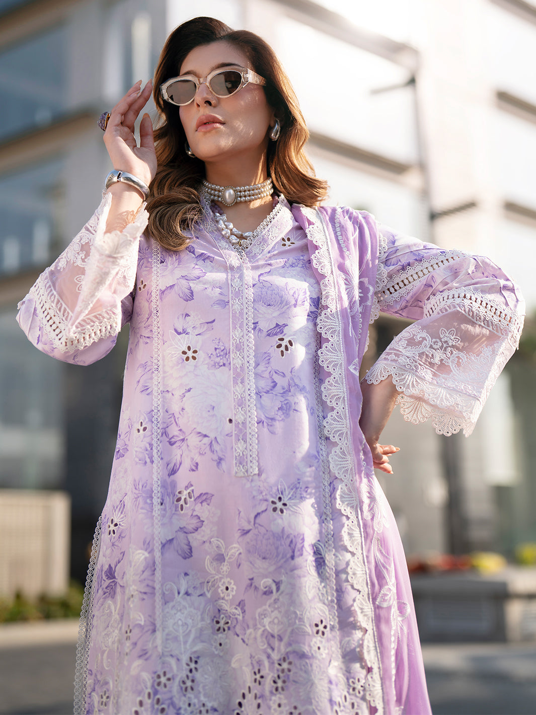 Mahnur | Broadway Luxury Lawn 26 | BW - 009