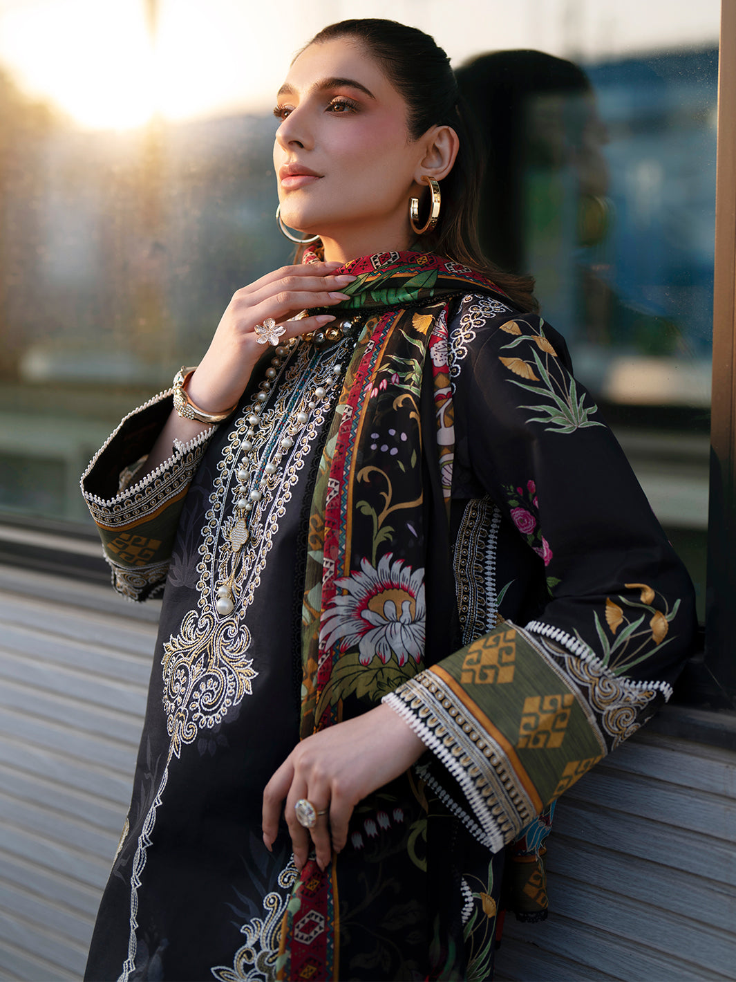 Mahnur | Broadway Luxury Lawn 26 | BW - 014