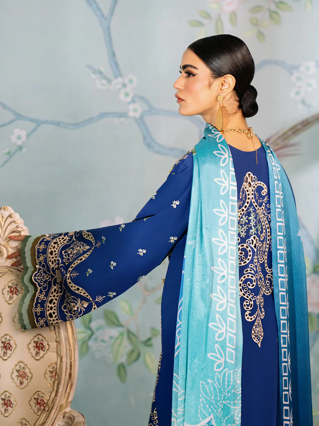 Bin Ilyas | La Hira Spring Summer 24 | 202-A