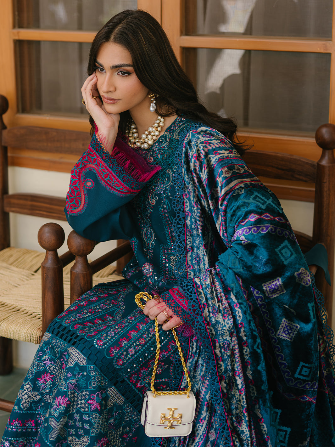 Bin Ilyas | Olivia Embroidered Winter 24 | 521 - B