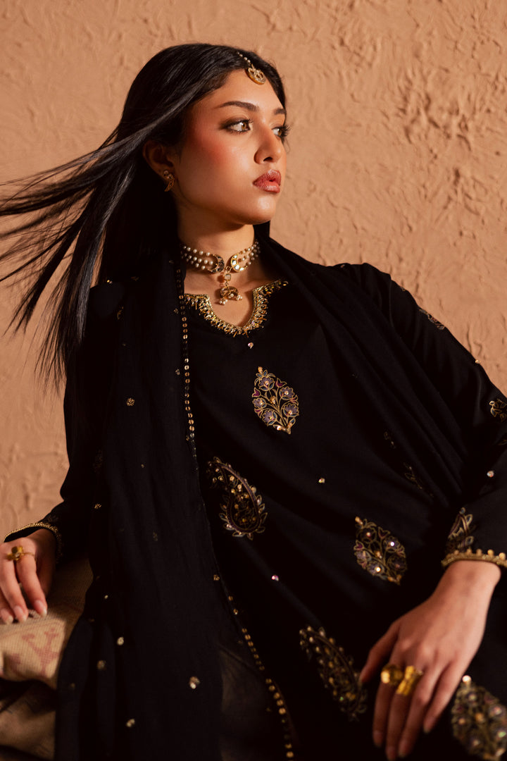 Batik | Winter 25 | Black Swan