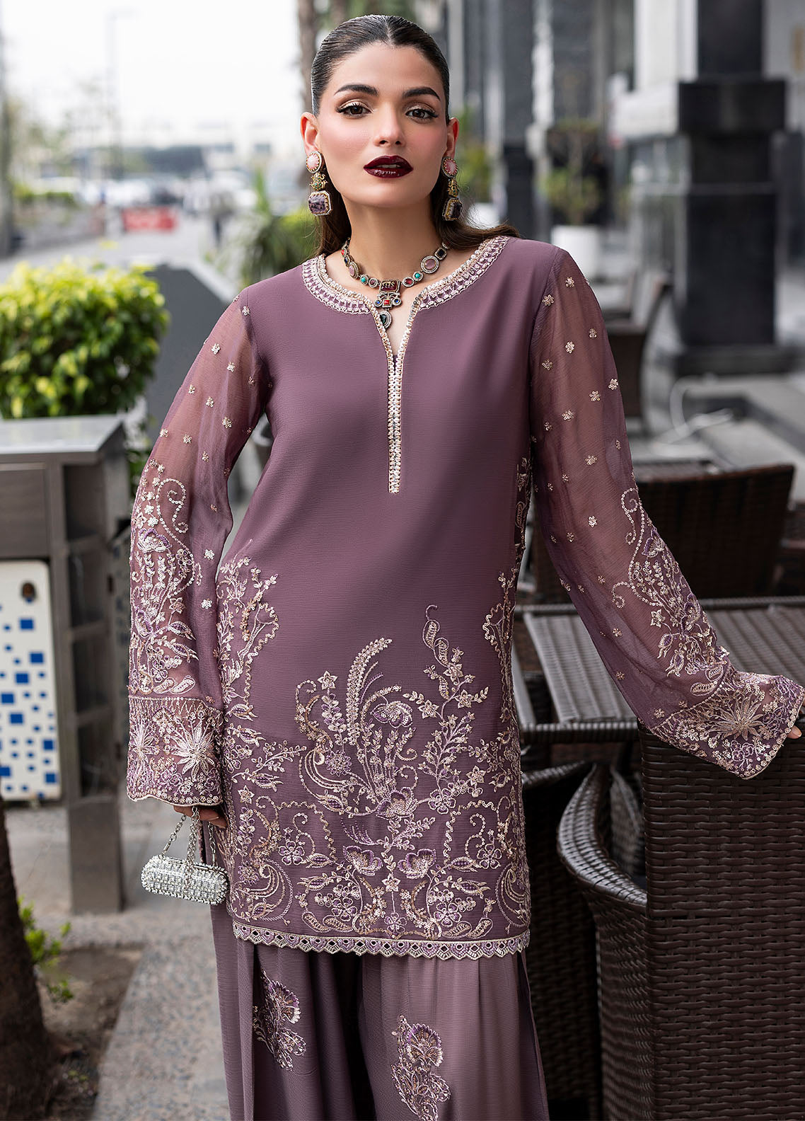 Sahane | At First Glance |  CT 25005 Roseate