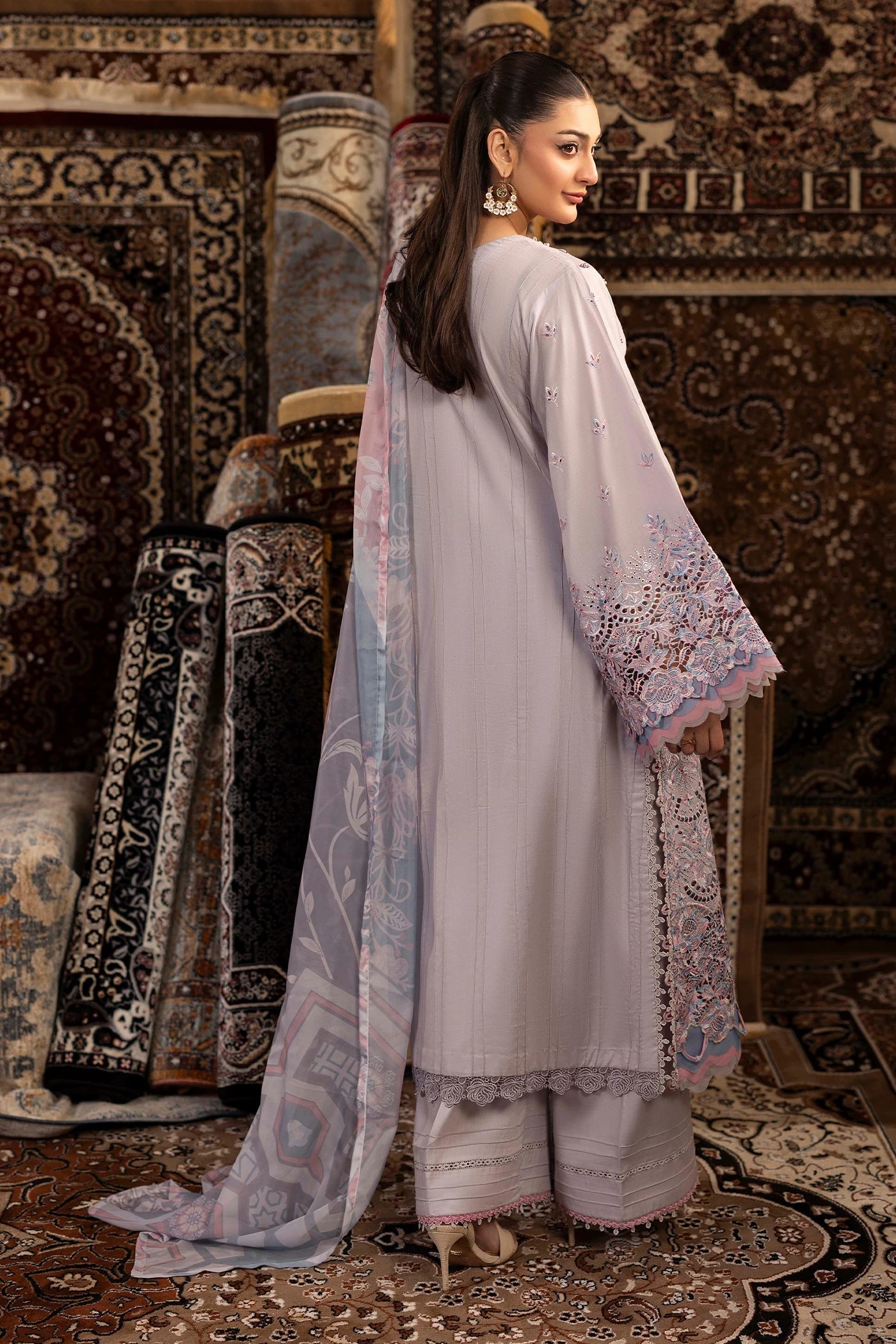 Adans Libas | Adans Chenille | CHENILLE 1698