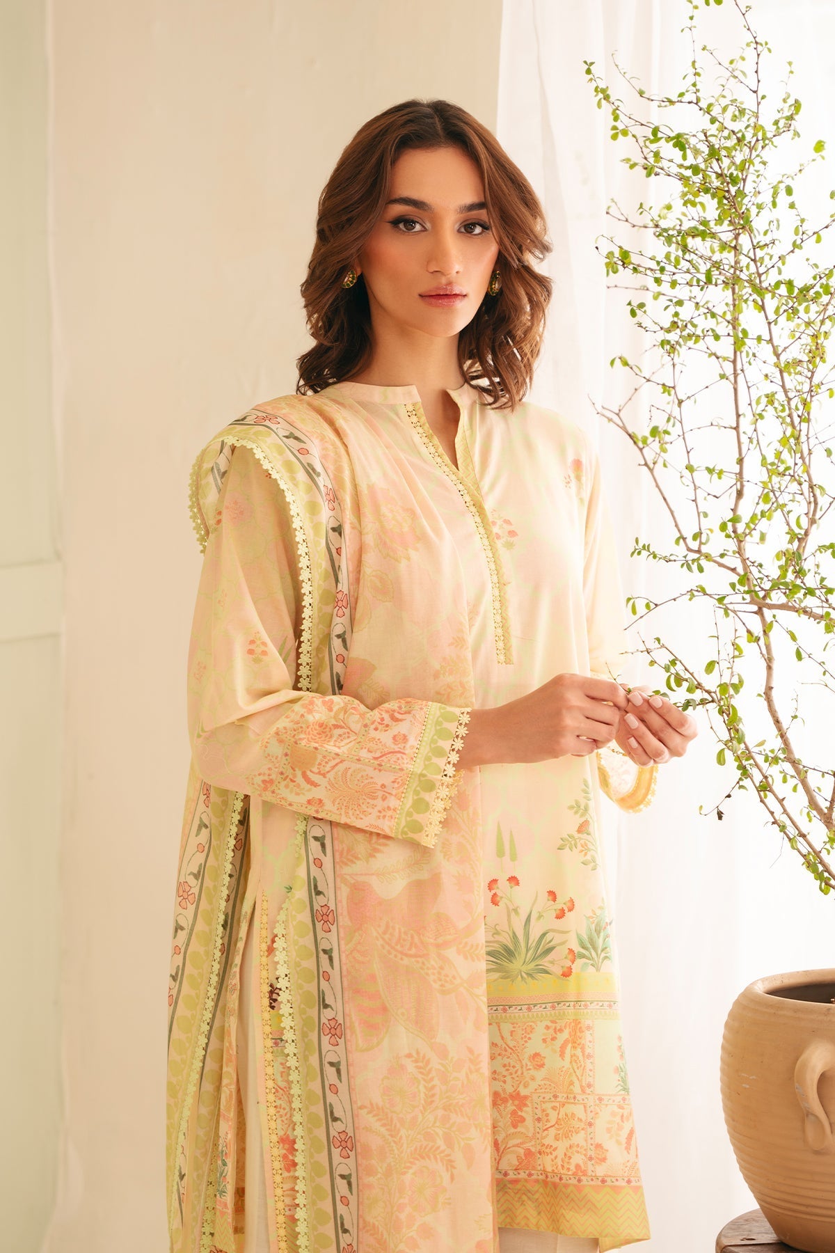 Sahar | Selene 25 | Mughal Bliss