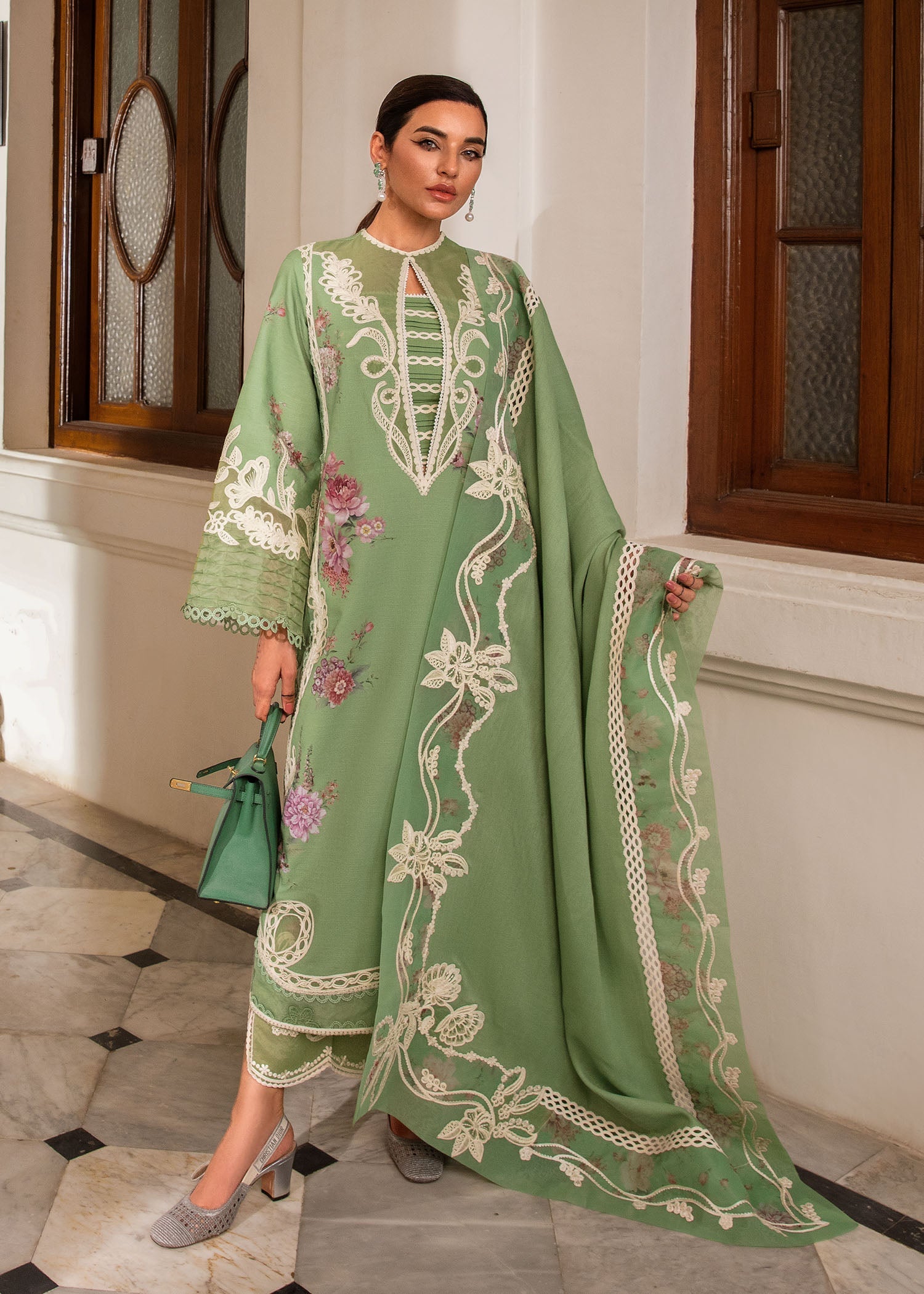 Crimson | Aaleen Winter 24 | Gulbaan
