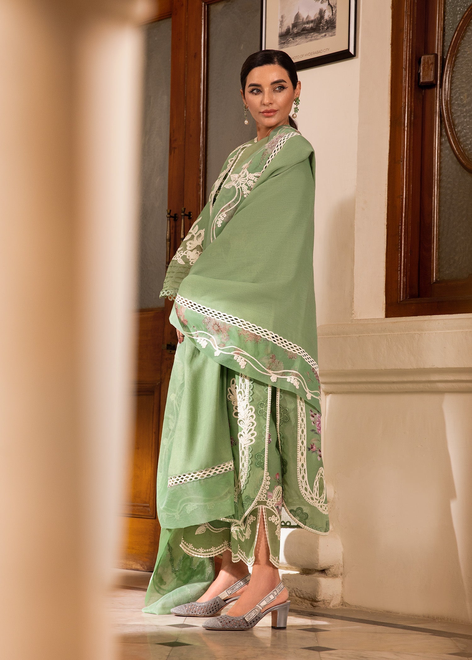 Crimson | Aaleen Winter 24 | Gulbaan