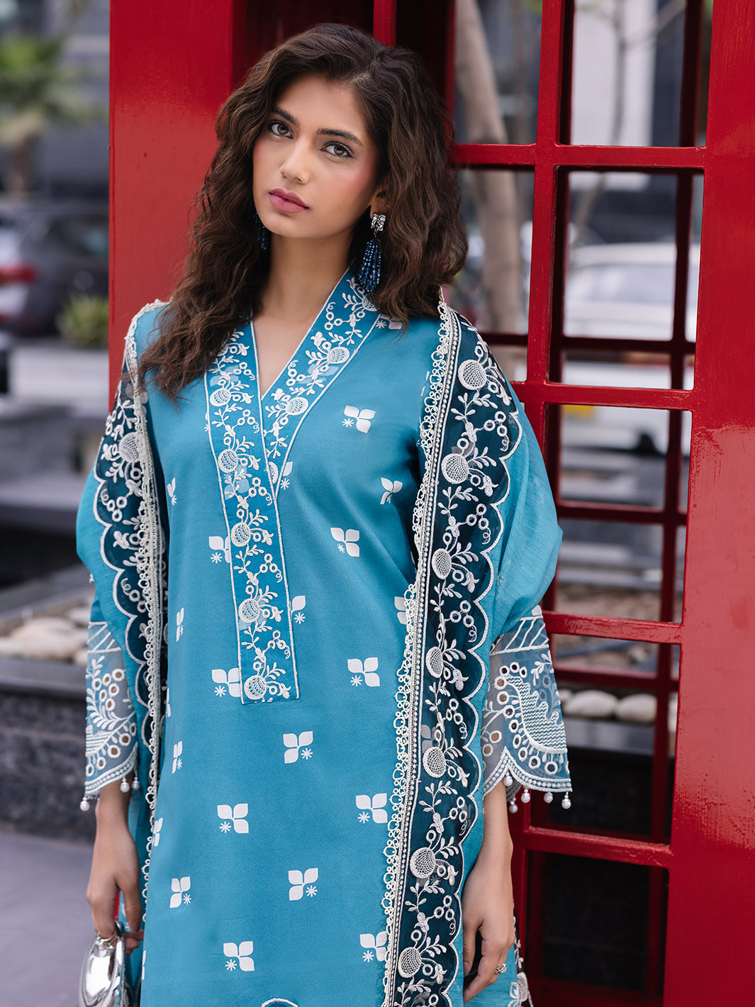 Mahnur | Broadway Luxury Lawn 25 | Scarlet