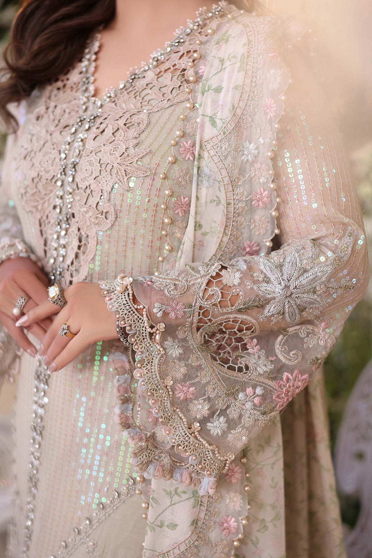 Maria b | Chiffon Formals 26 | MPC-26-107-Ivory Beige