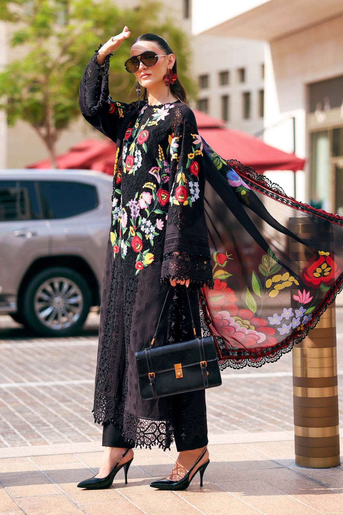 Maria B | Lawn 26 | D-2610-B