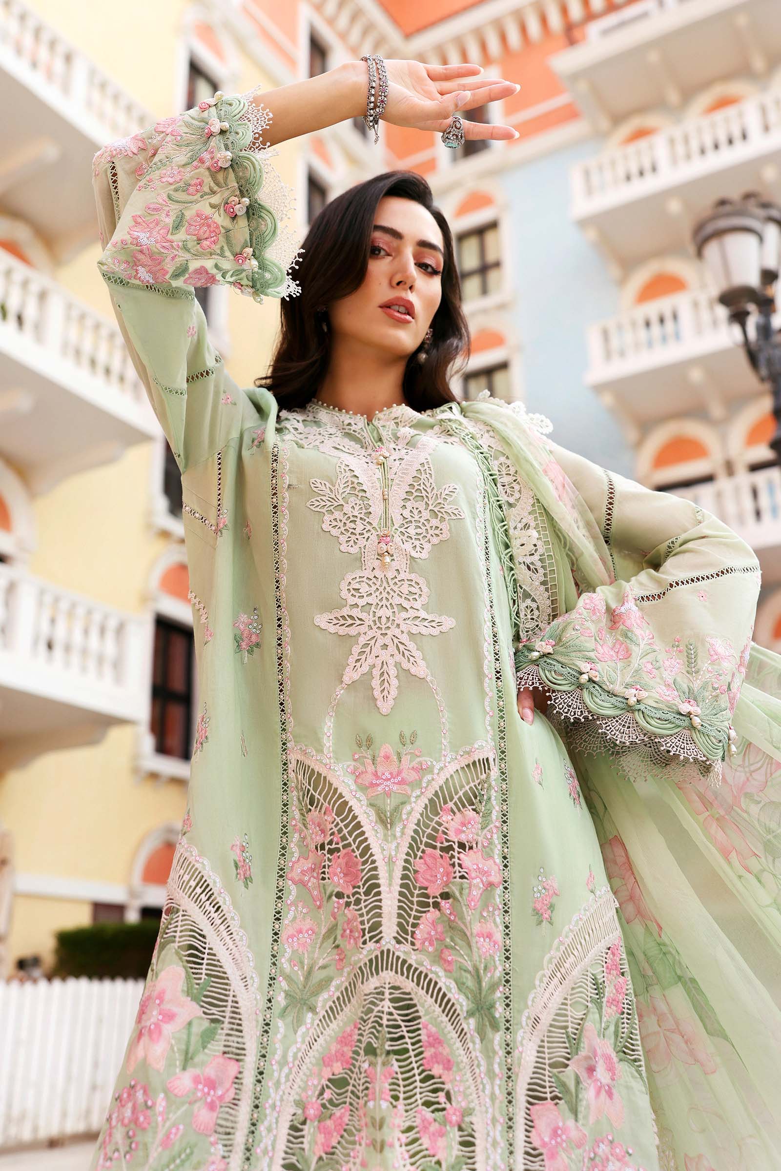 Maria B | Lawn 26 | D-2611-A