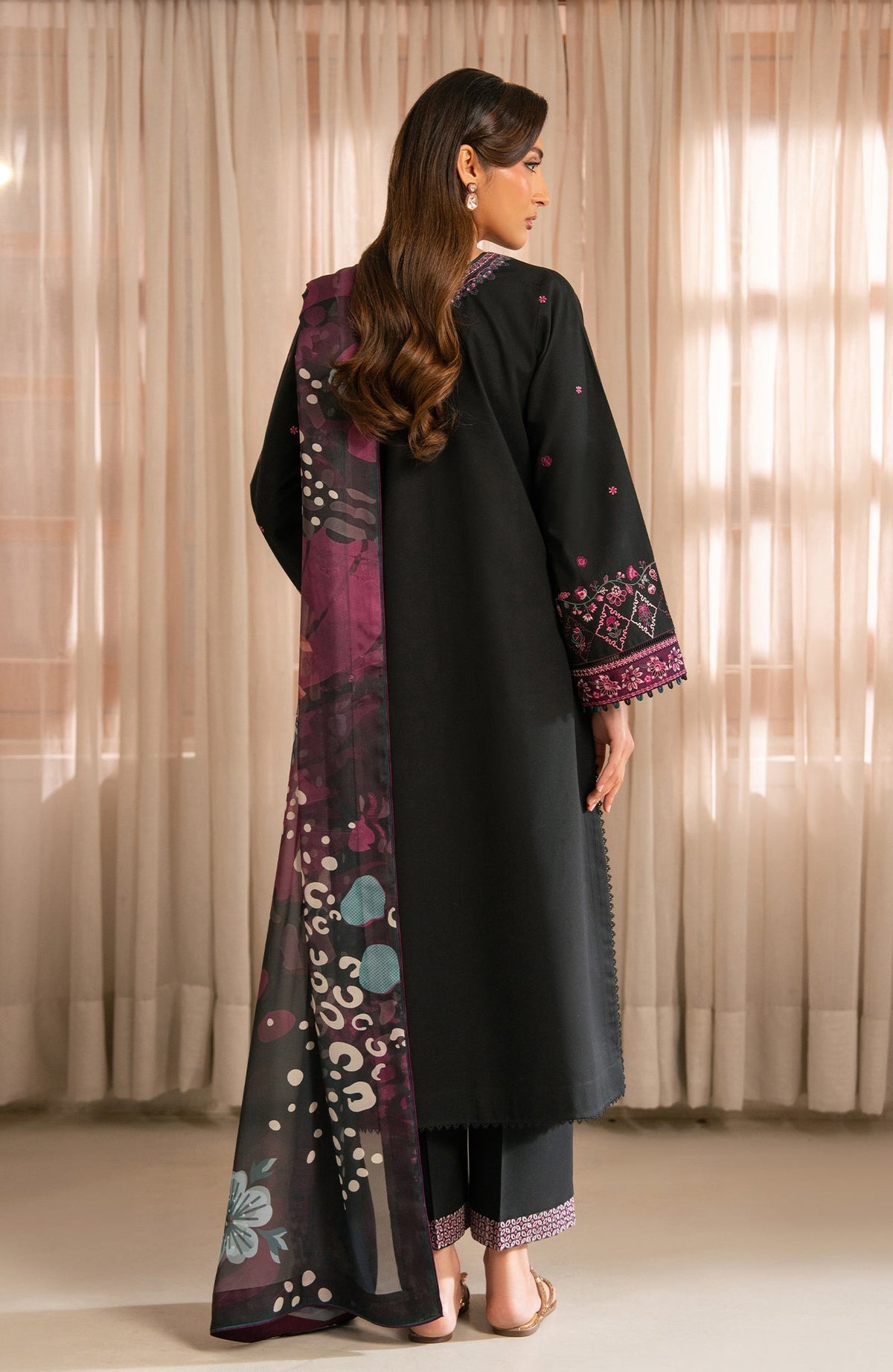 Seran | Luxury Lawn | Zahr
