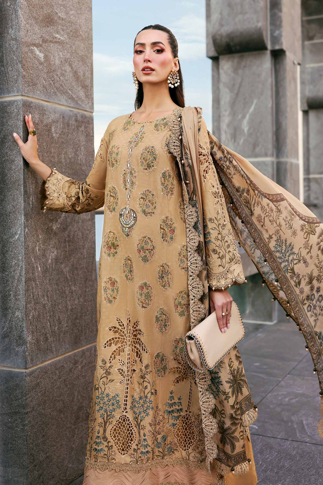 Maria B | Lawn 26 | D-2605-A