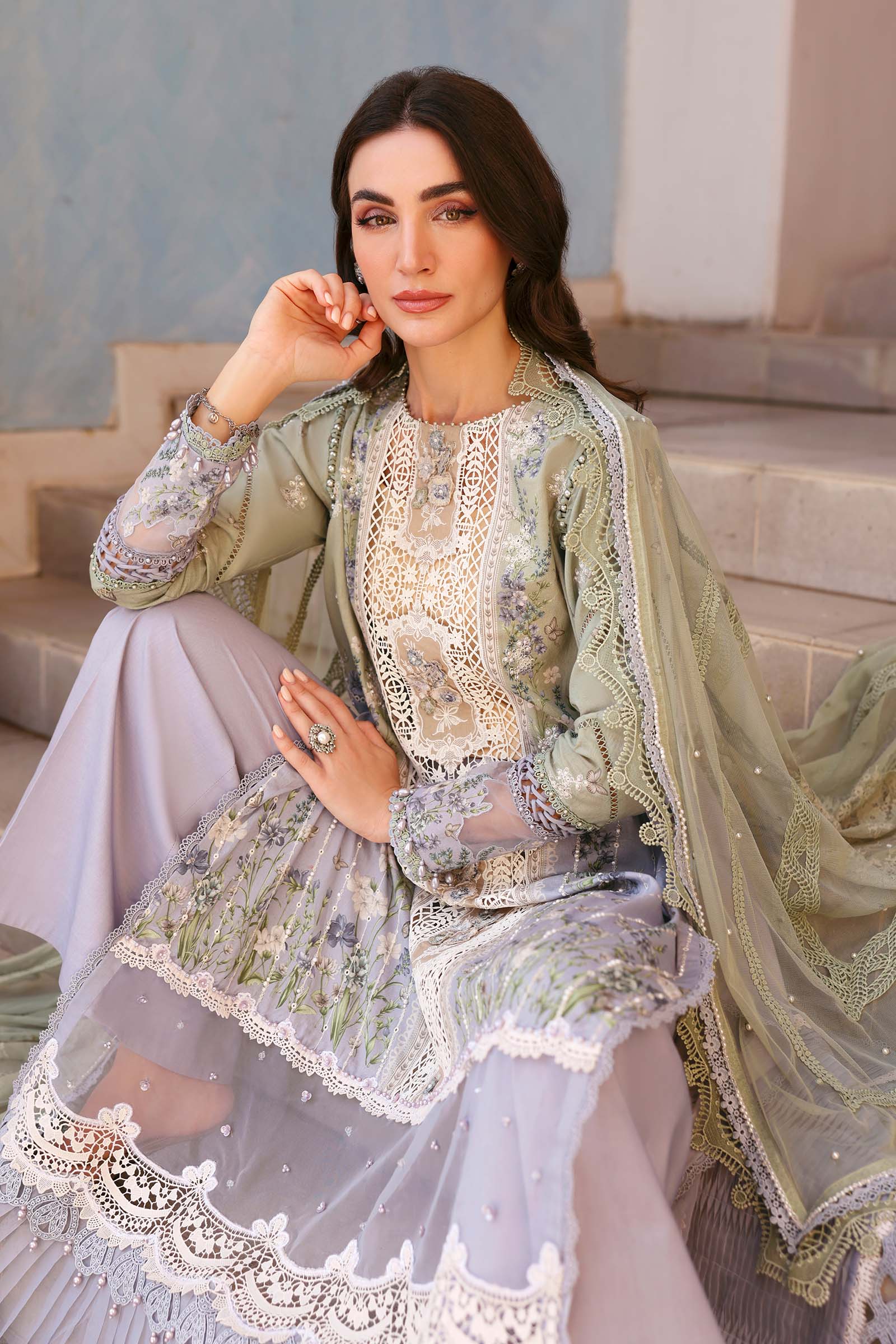 Maria B | Lawn 26 | D-2606-B