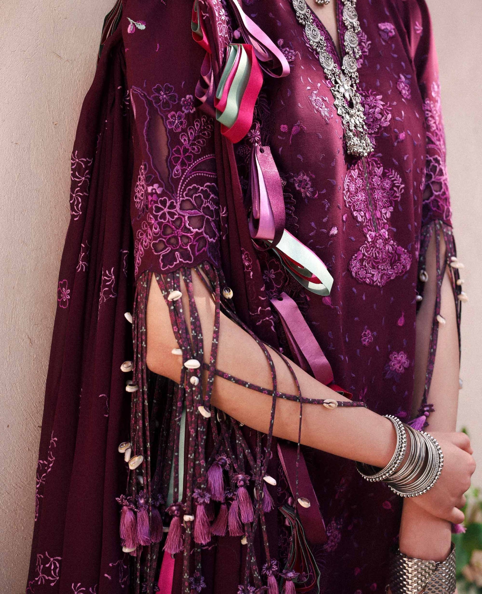 Republic Womenswear | Reine Luxury Lawn 26 | Icie