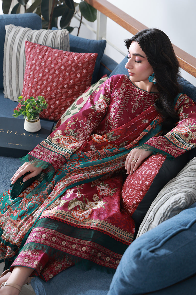 Gulaal | Delia Lawn | Hilyn