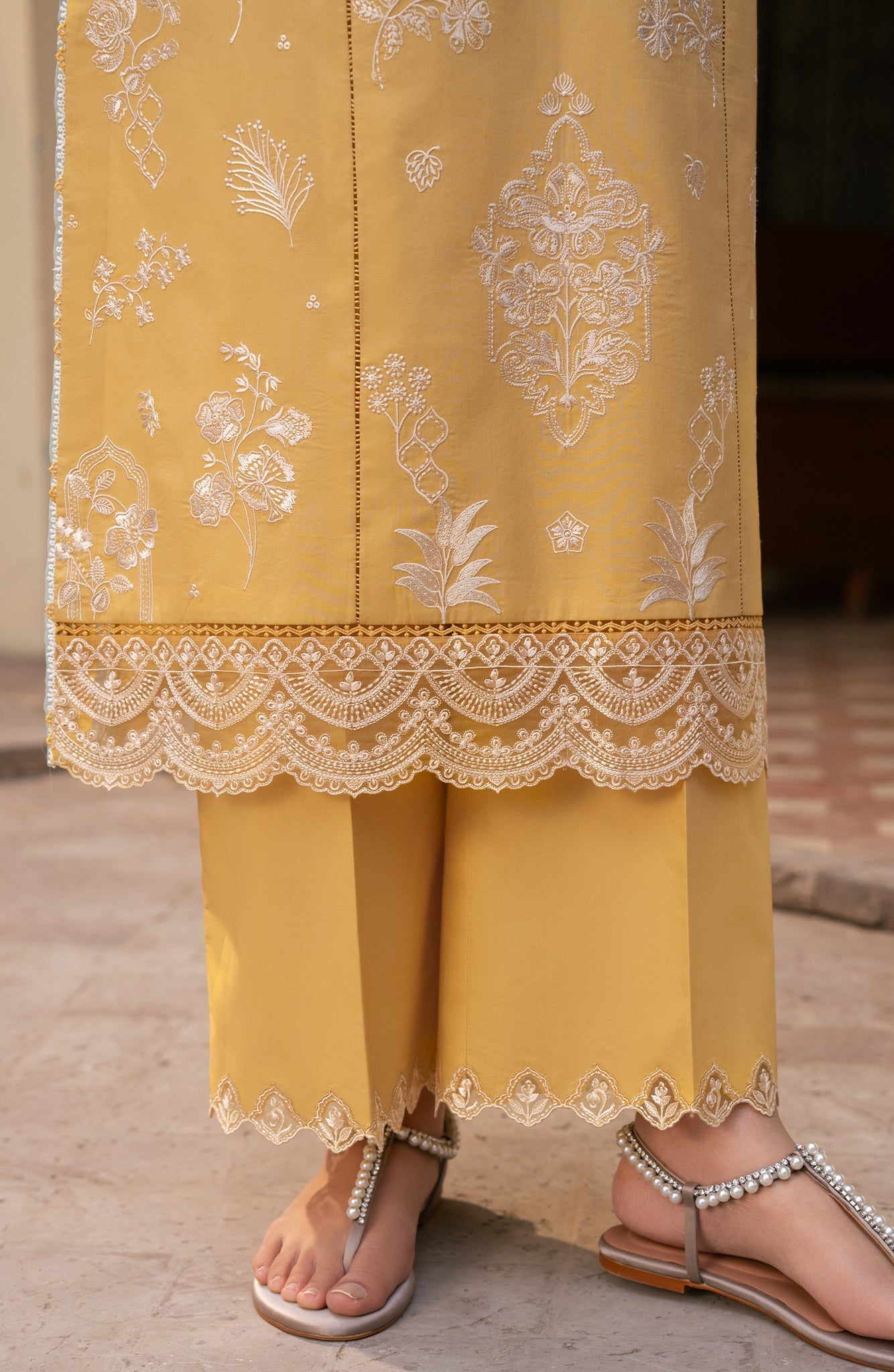 Seran | Luxury Lawn |  Zira