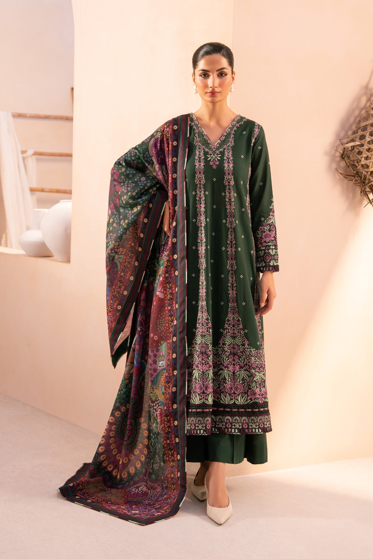 Xenia Formals | Rang e Khizan | ANYA
