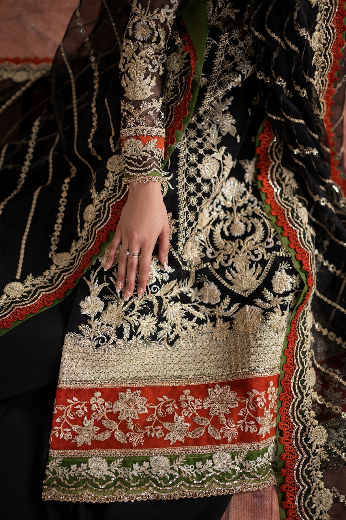 Inara | Formal Wedding | Noir