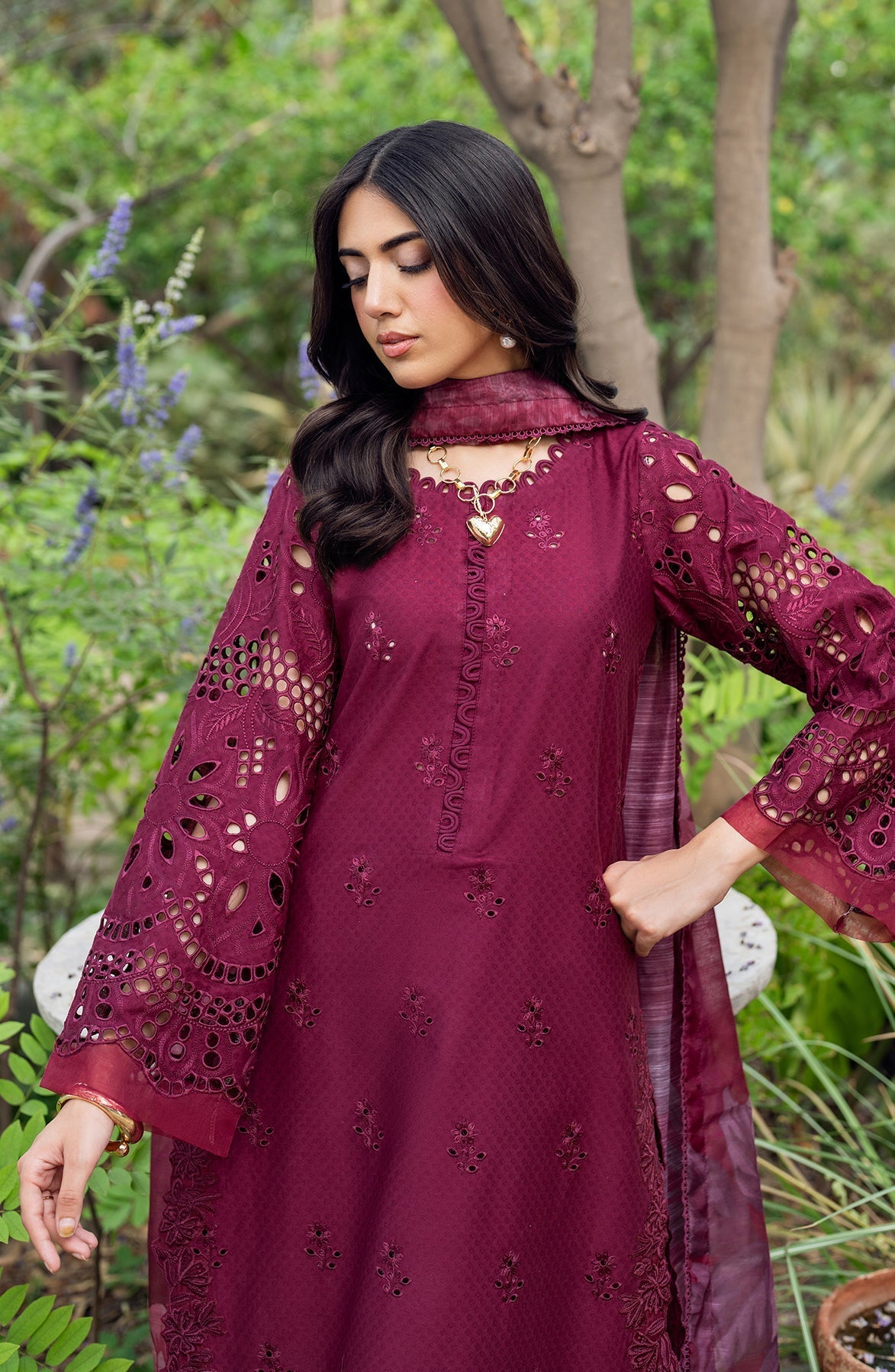 Zarif | Nura Textured Lawn 25 | MORICH