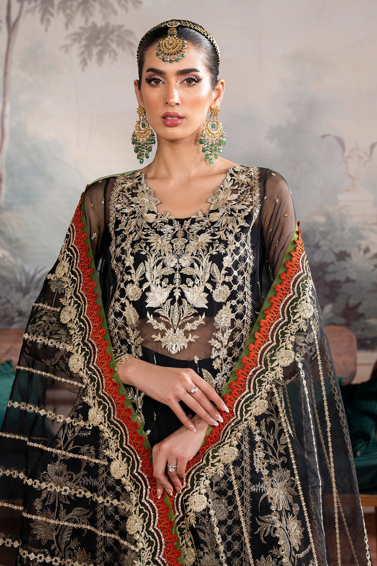 Inara | Formal Wedding | Noir
