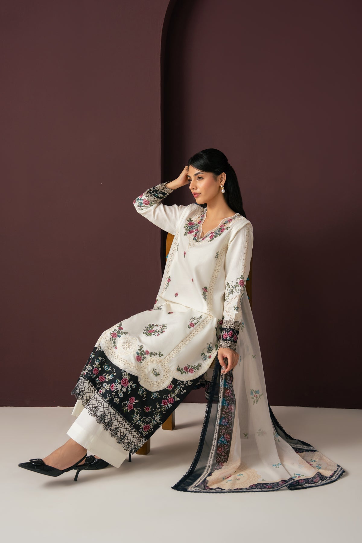 Xenia Formals | Namah Lawn 26 | ECLIPSE