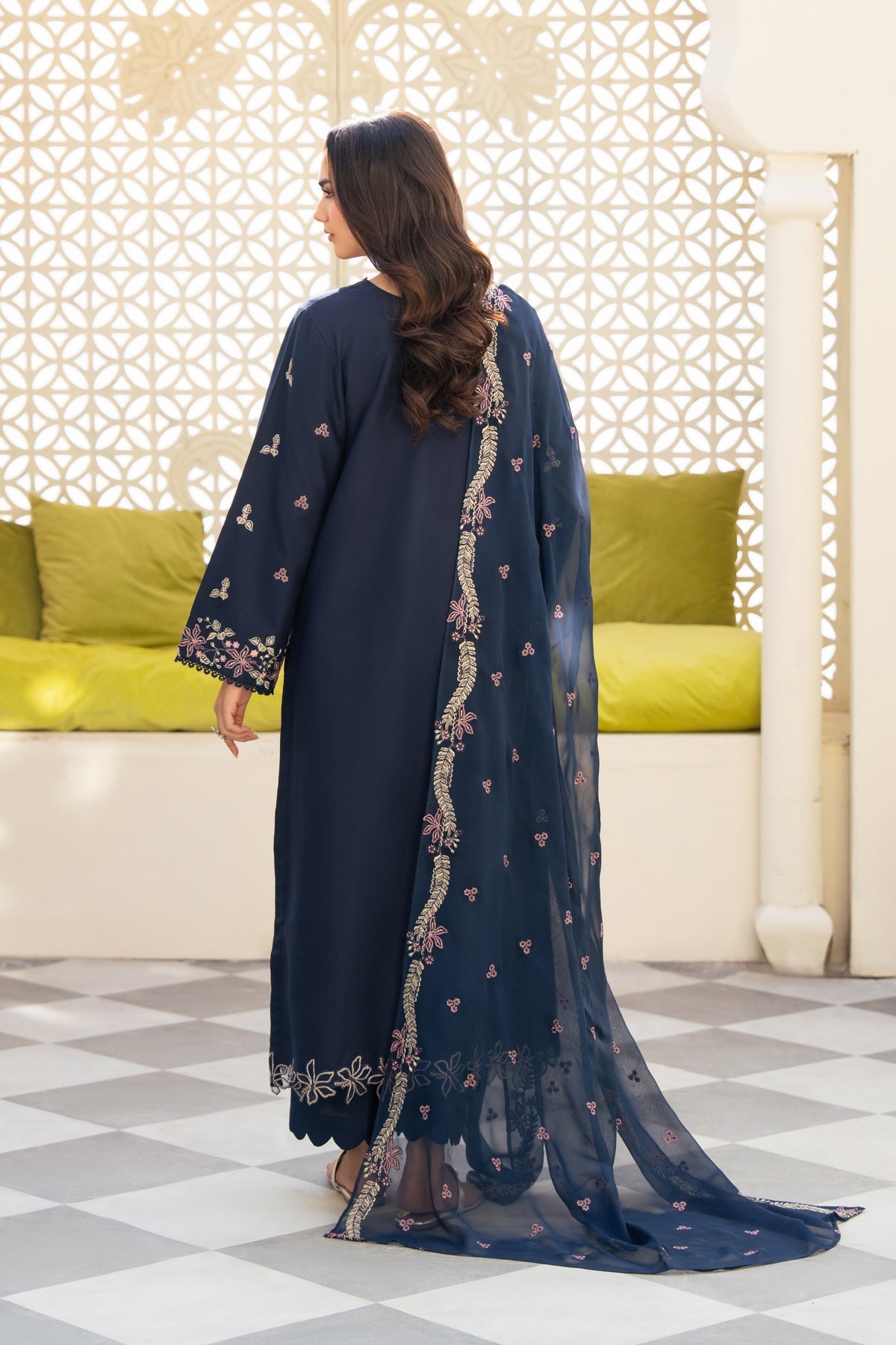Xenia Formals | Namah Lawn 26 | DANIYAH