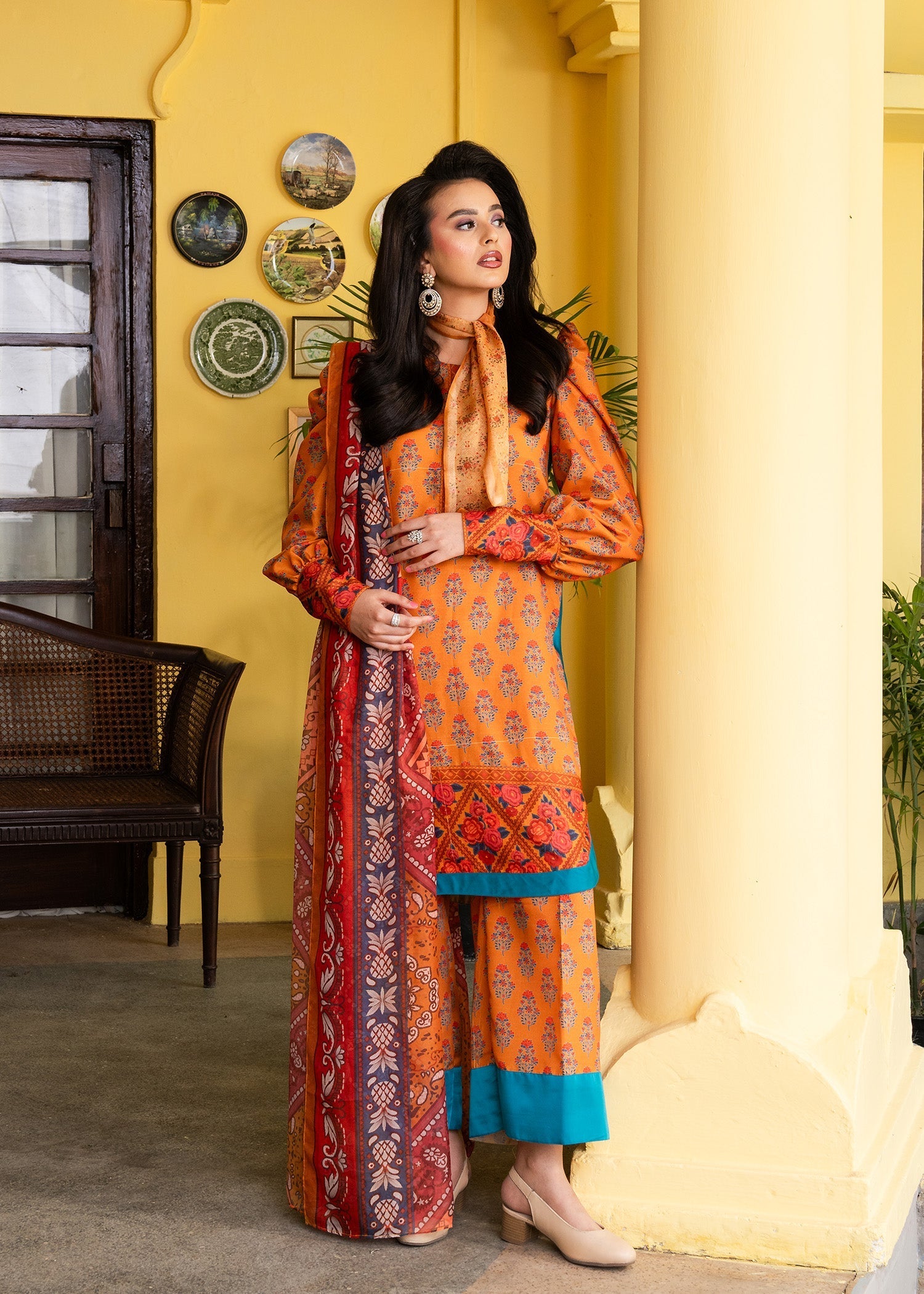 Maria Osama Khan | Retro Lawn 25 | Nehr