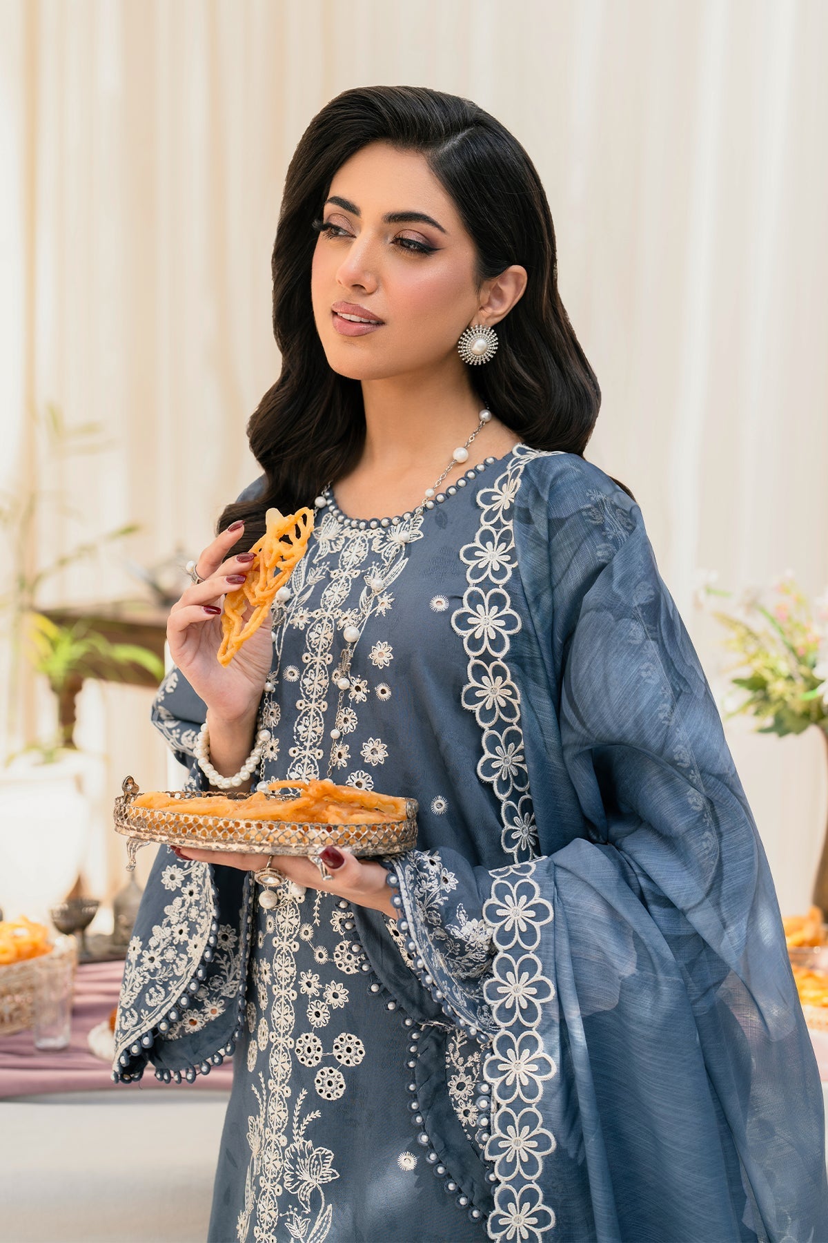 Zarif | Lamhay Luxury Eid Lawn 25 | 06 SAFAH