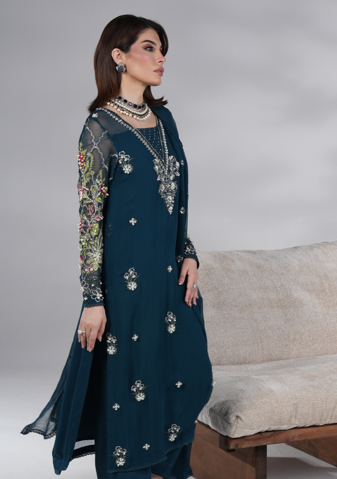 Amave | Oro Luxury Wear | AM-15
