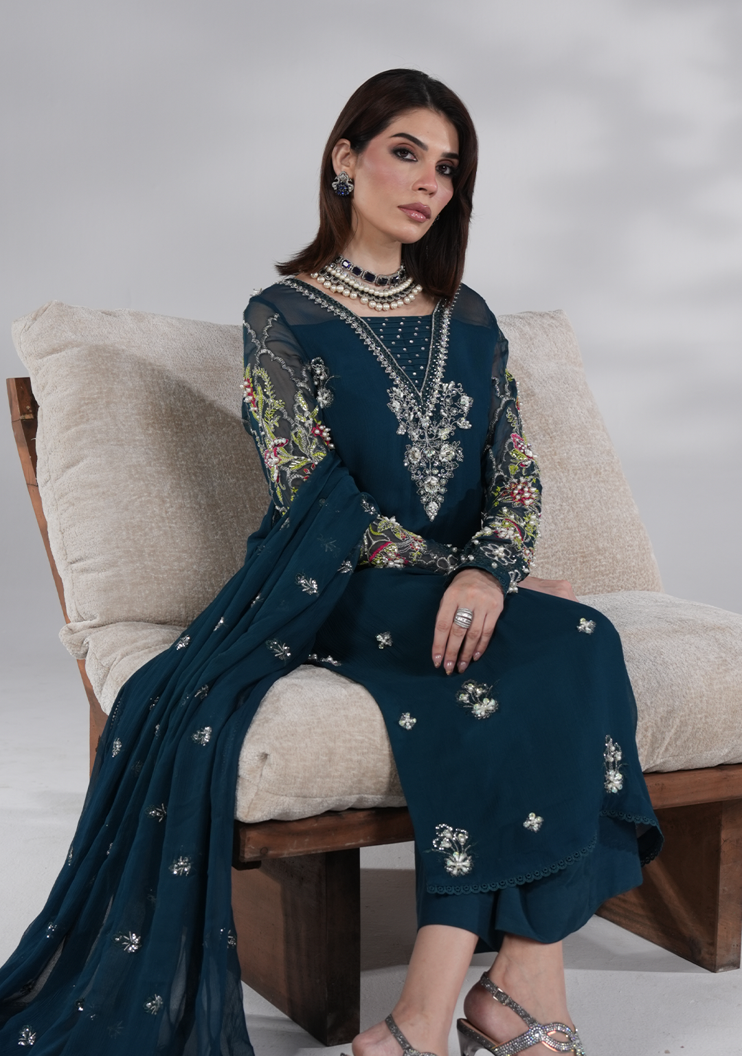 Amave | Oro Luxury Wear | AM-15
