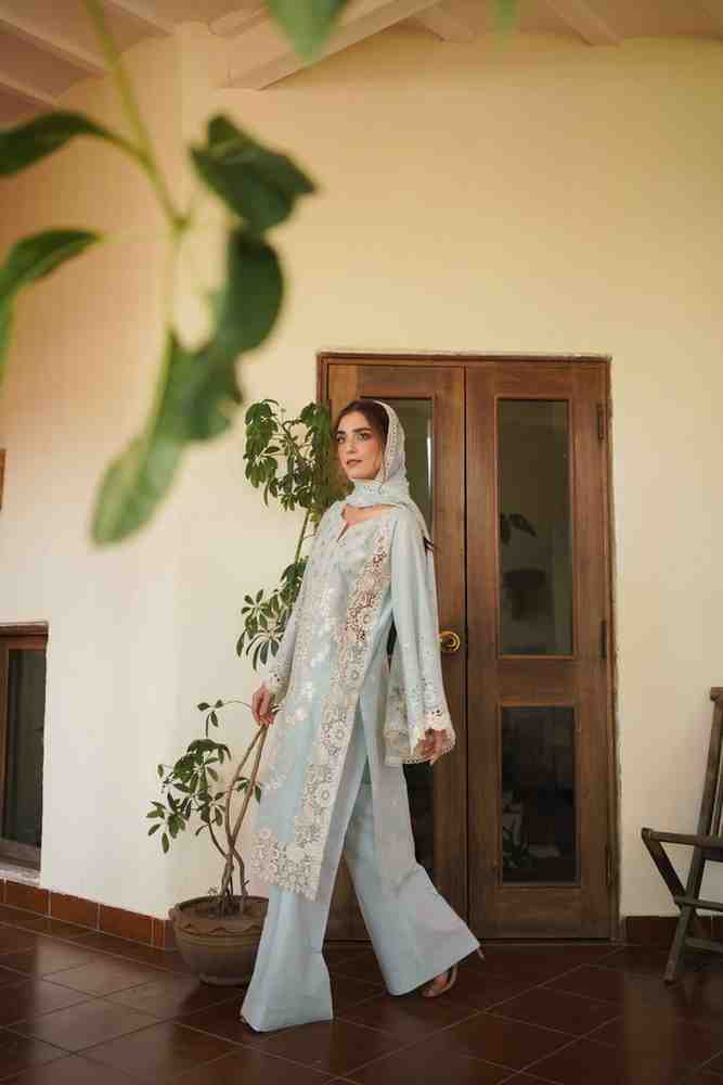 Manara | Luxury Lawn 24 | PARISHAY
