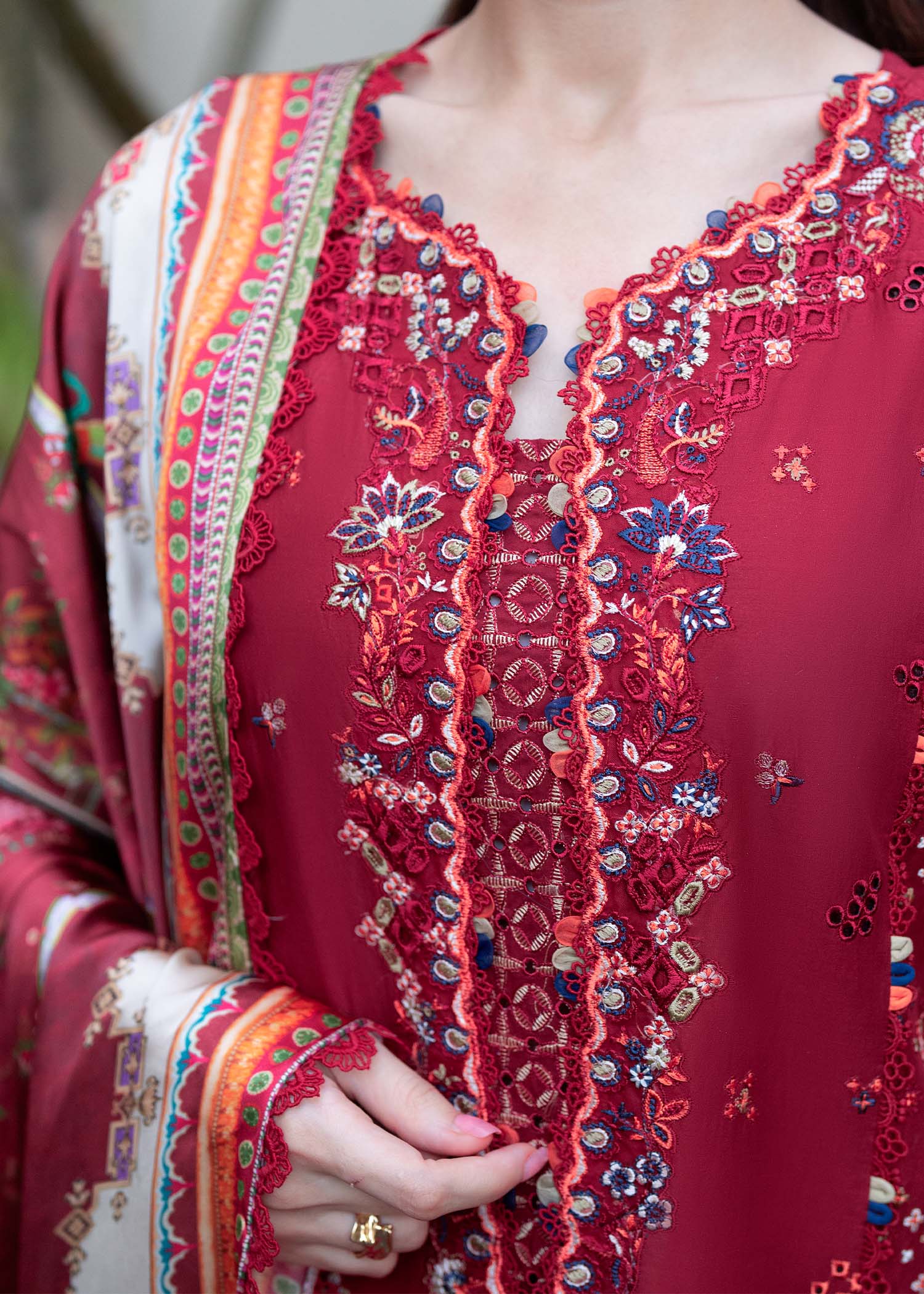Kanwal Malik | Mira Summer Lawn 26 | Ayana