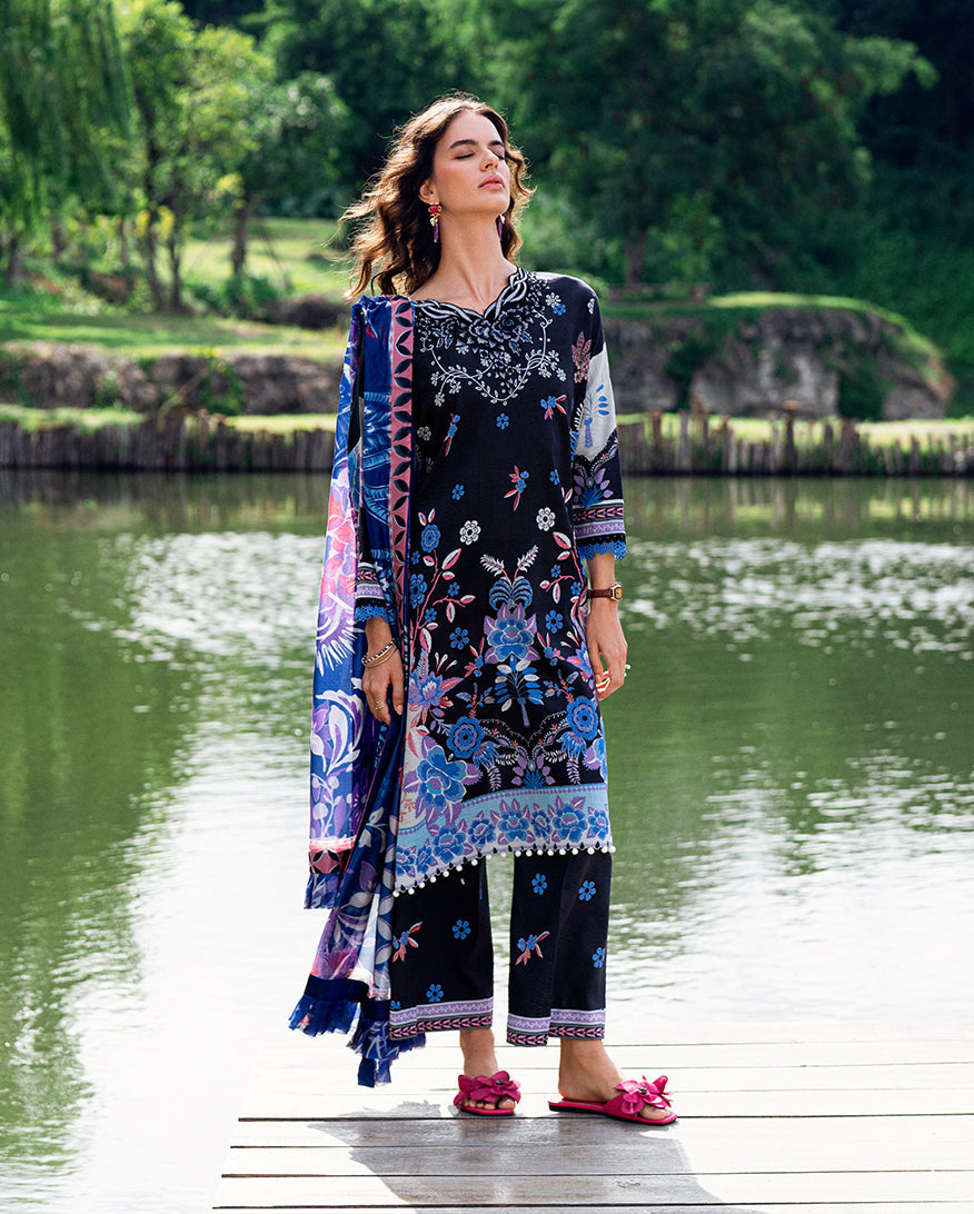 Roheenaz | Garden Veal Printed Lawn 25 |BlackBerry Frost