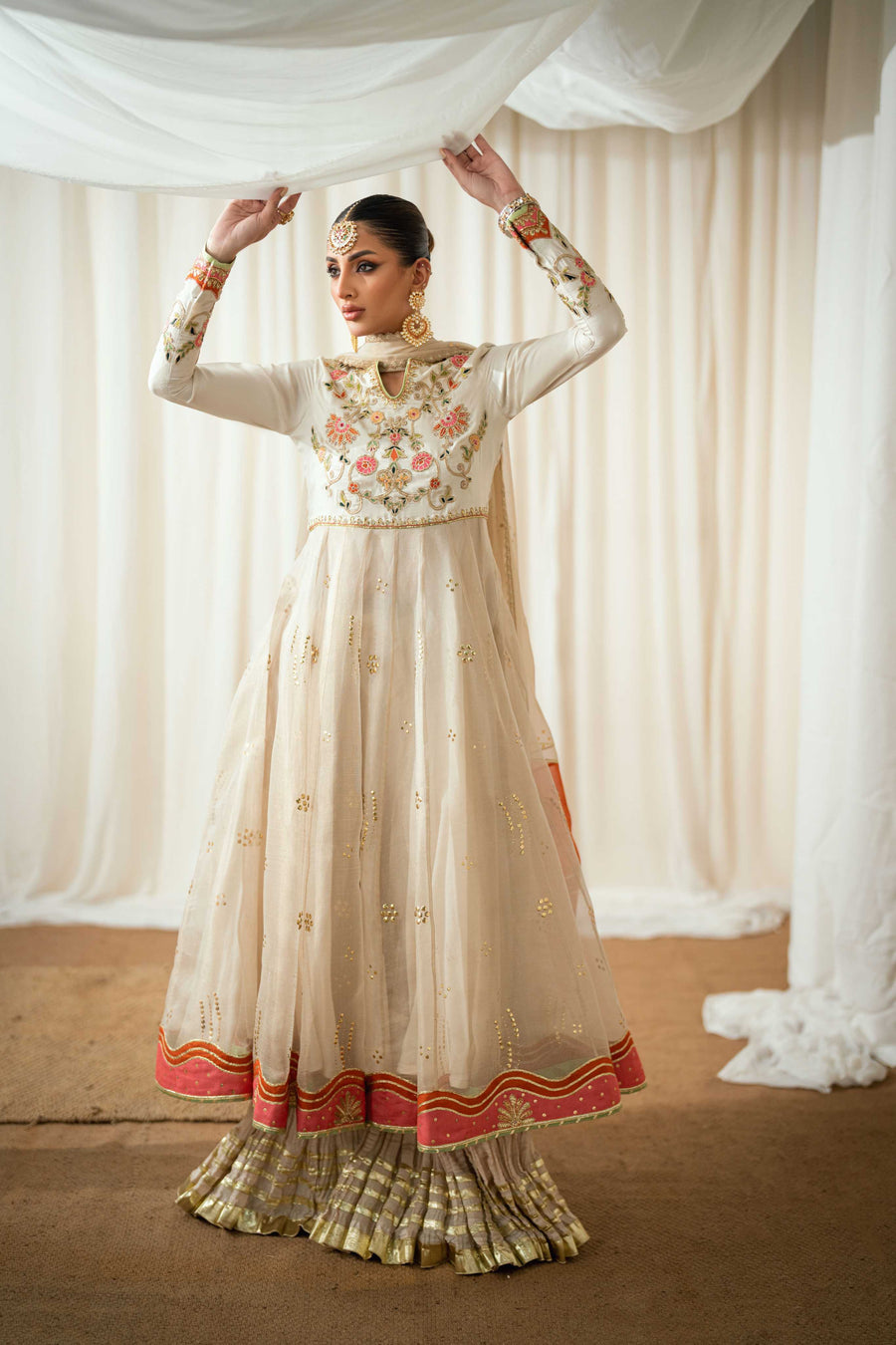 Sana Abbas | Zeya Formals | LAIRA