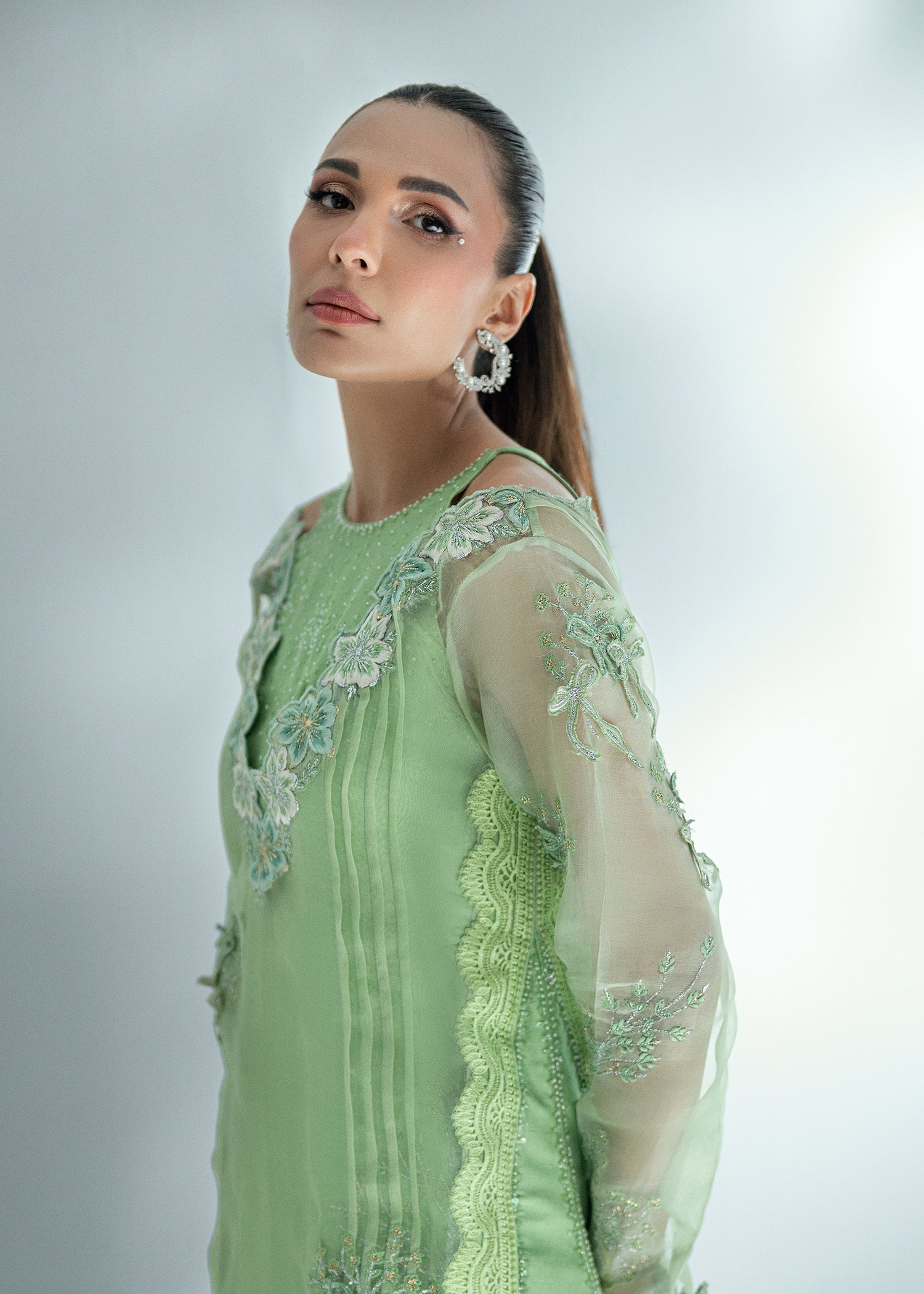 Umsha | Soiree De Rose | Twilight Garden