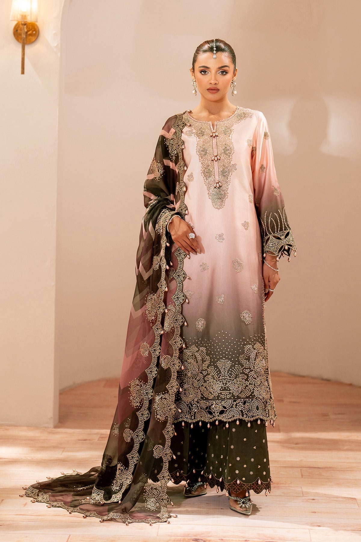 Alizeh | Formals 26 | Rozella
