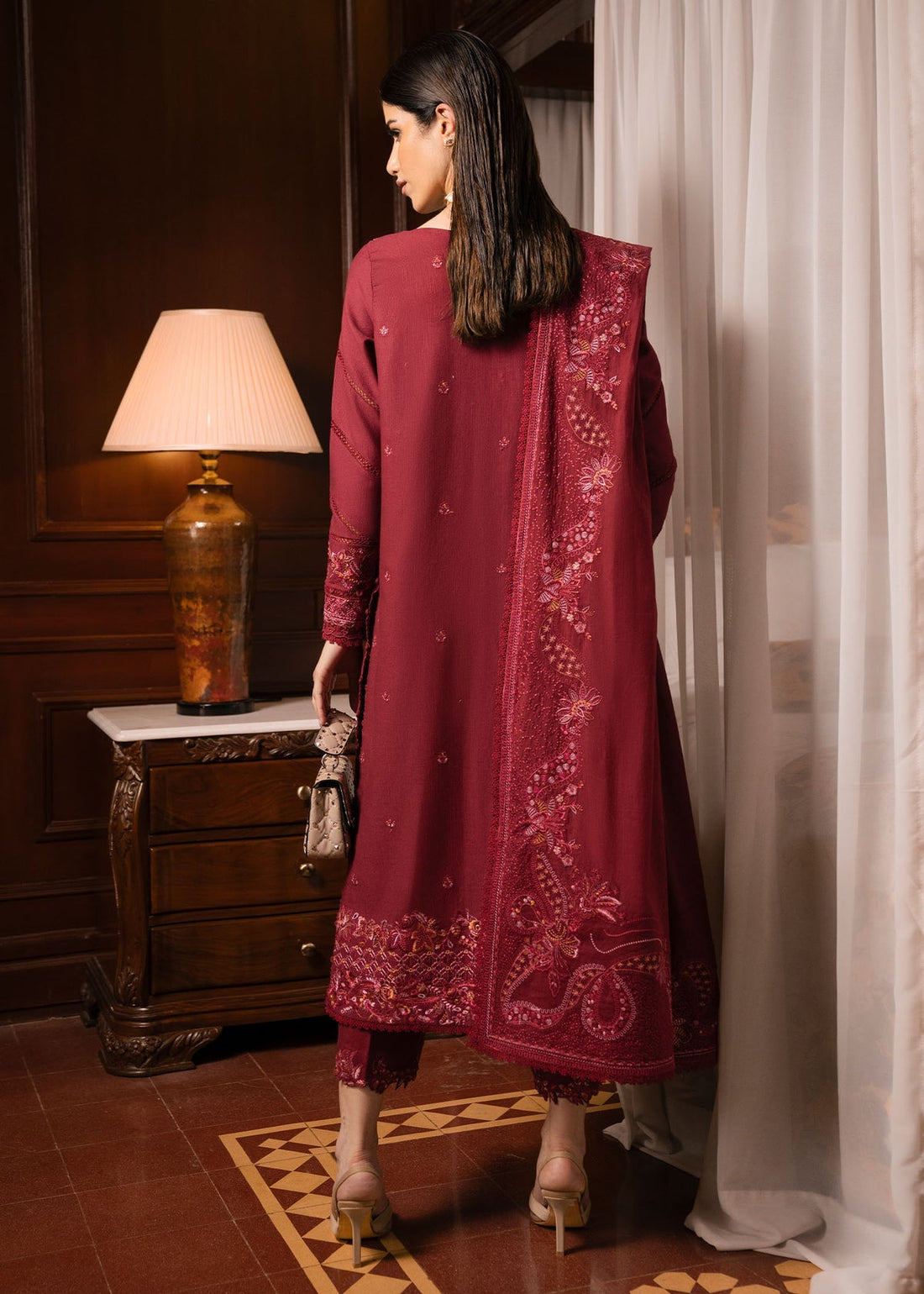 Kanwal Malik | Gulana Winter 25 | Gulerana