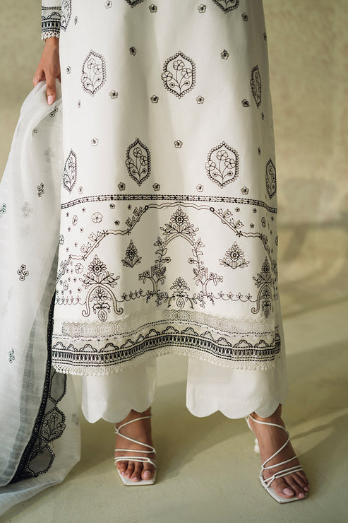 Neeshay | Monochrome Lawn | Lueur