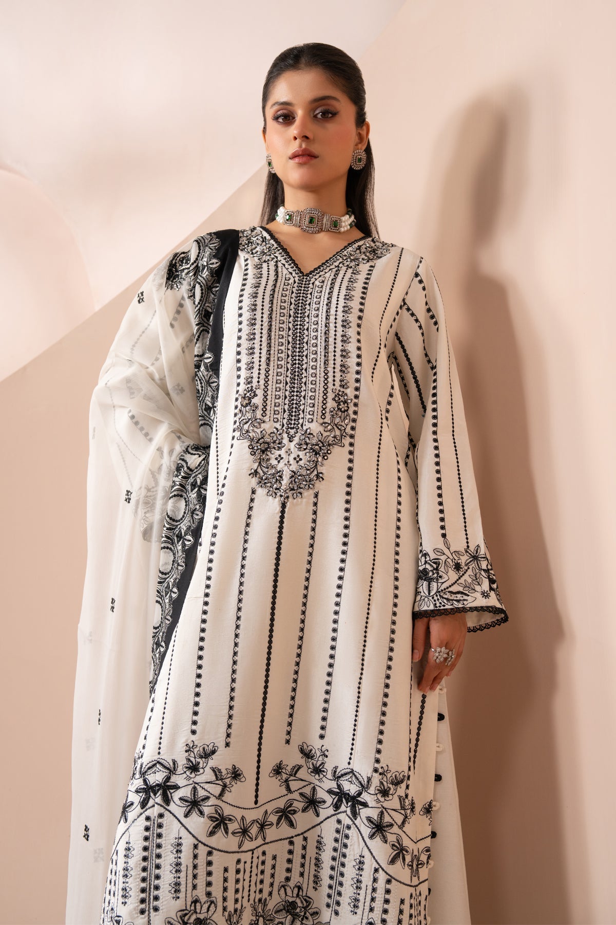 Xenia Formals | Zaeva Formals | OMAVI