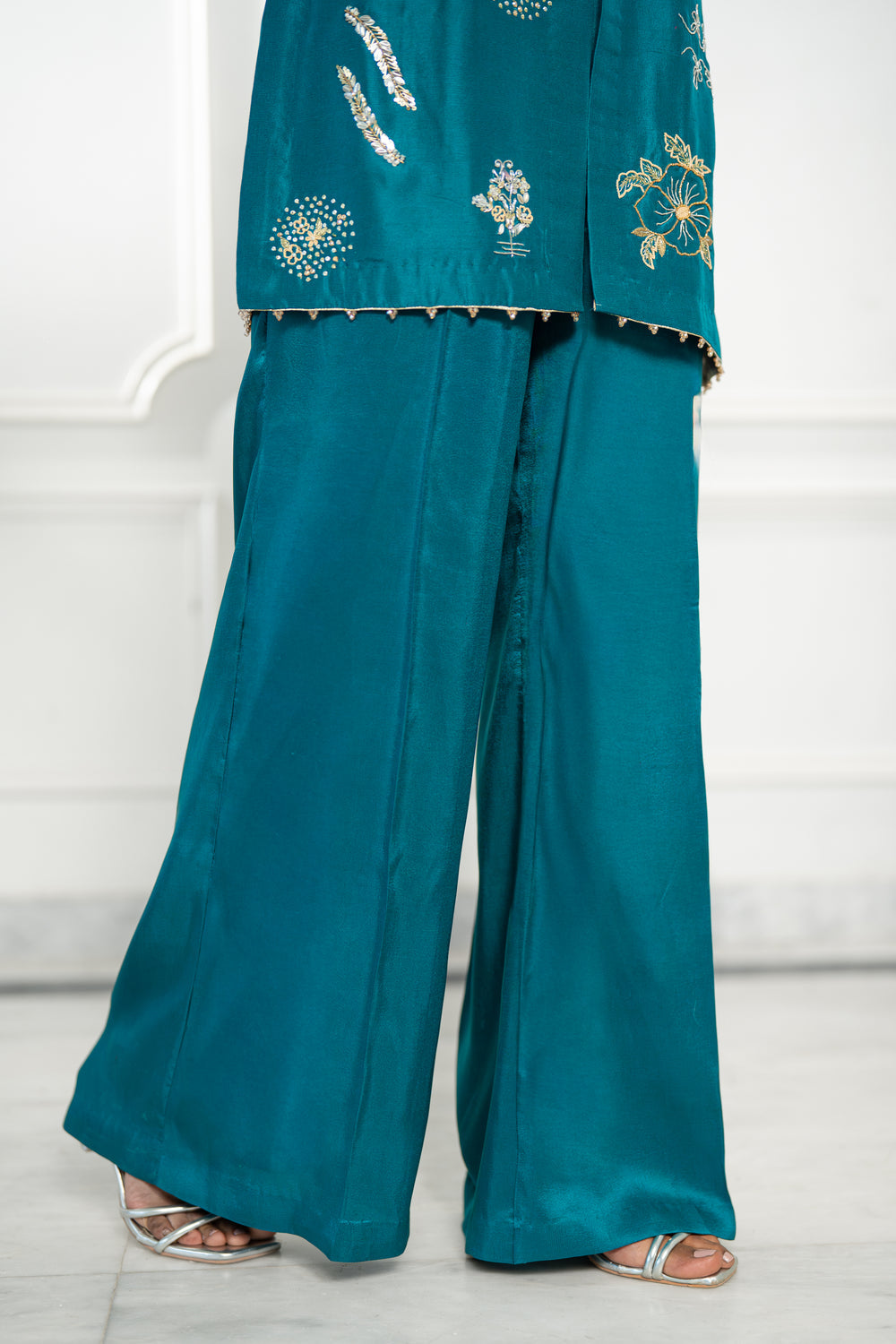 Wahaj M Khan | Lra Eid Collection 26 | Turquoise Rawsilk Lyra JS