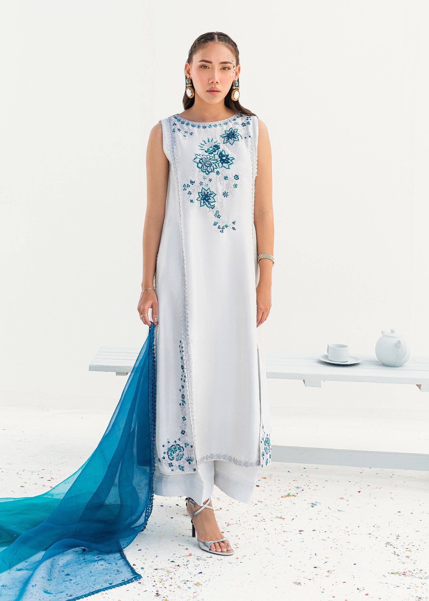 Umsha | Confetti 25 | STARLIGHT LACE