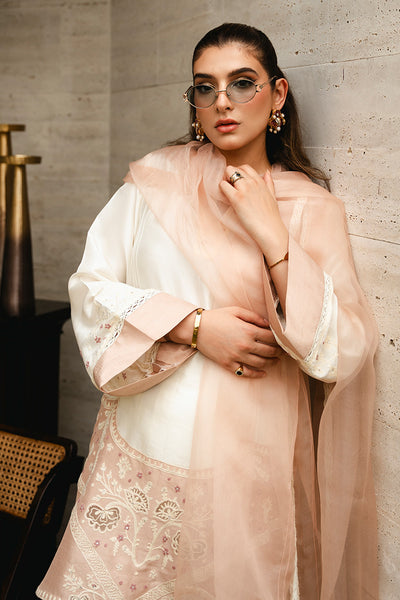 Amna Arshad | Kiki Luxury Pret | Meeray
