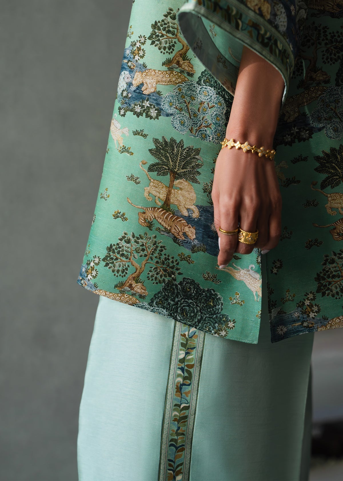 Mahgul | Mahsa Formals | Mint Whisper