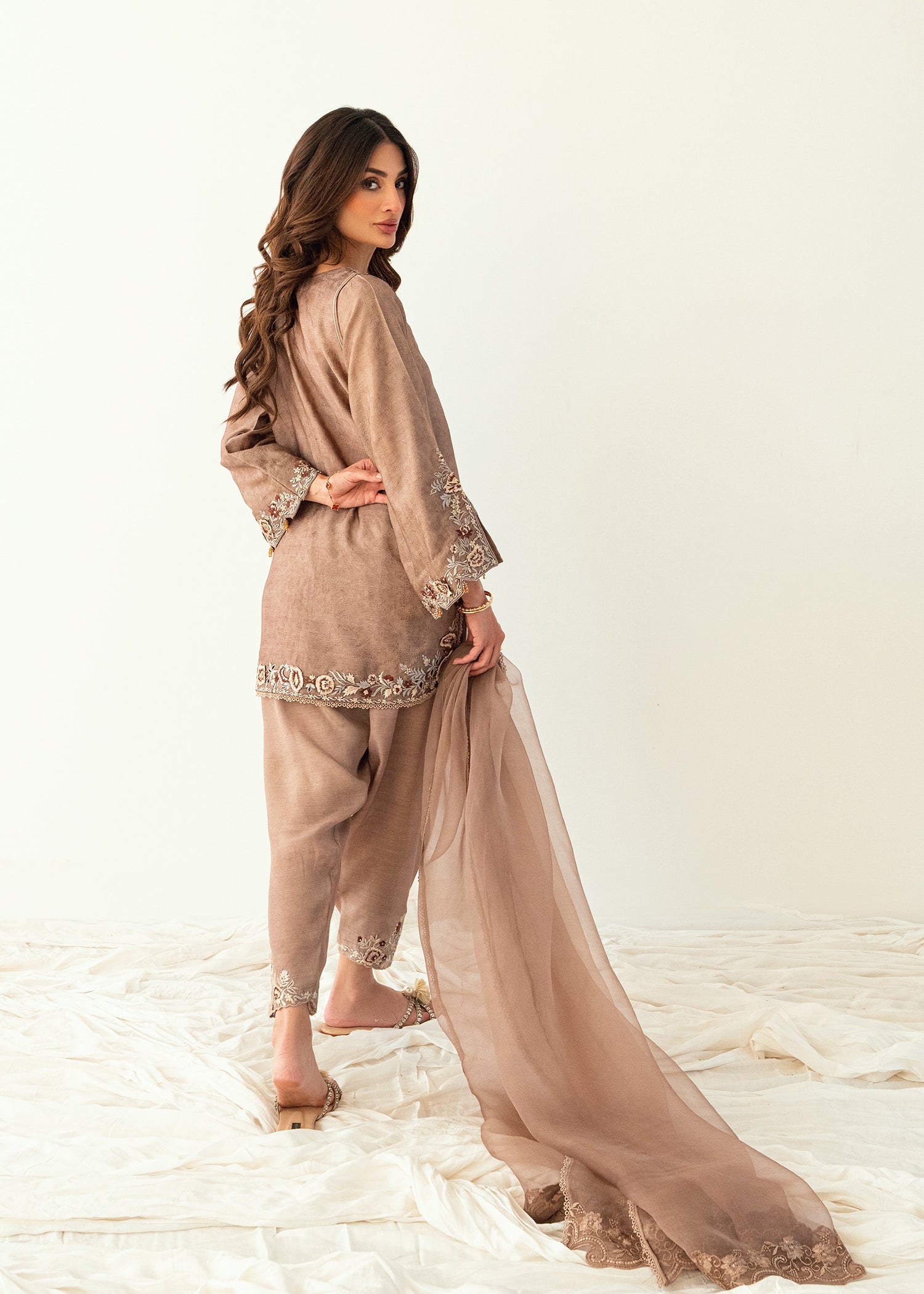 Umsha | Sehar e Noor | Lina