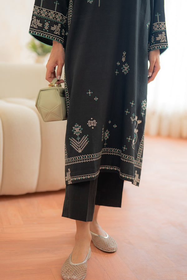 Sahar | Pret Essentials Winter 25 | Black Pearl