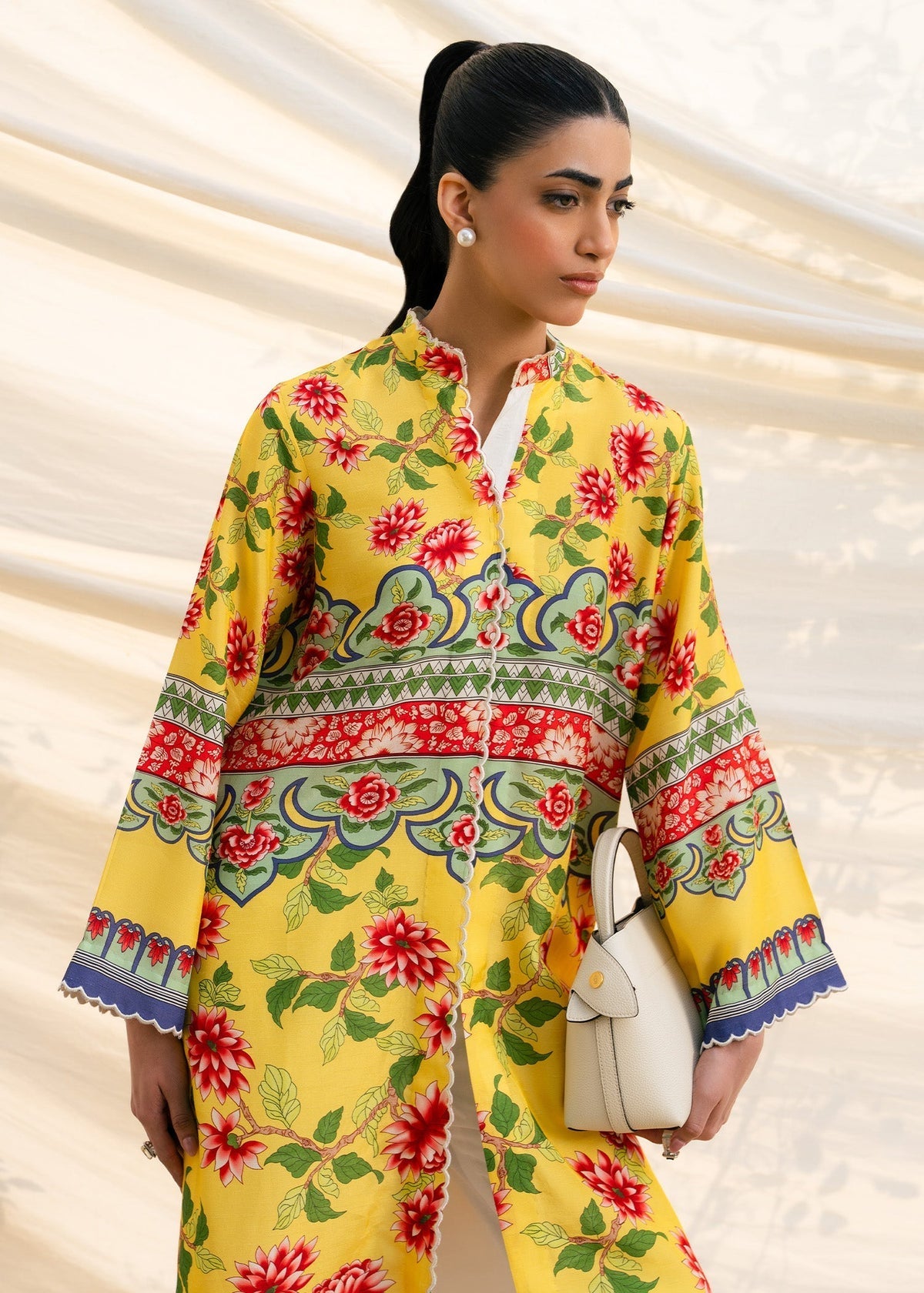 Mahgul | Ambi Bagh Silk Edit | Mahpareh